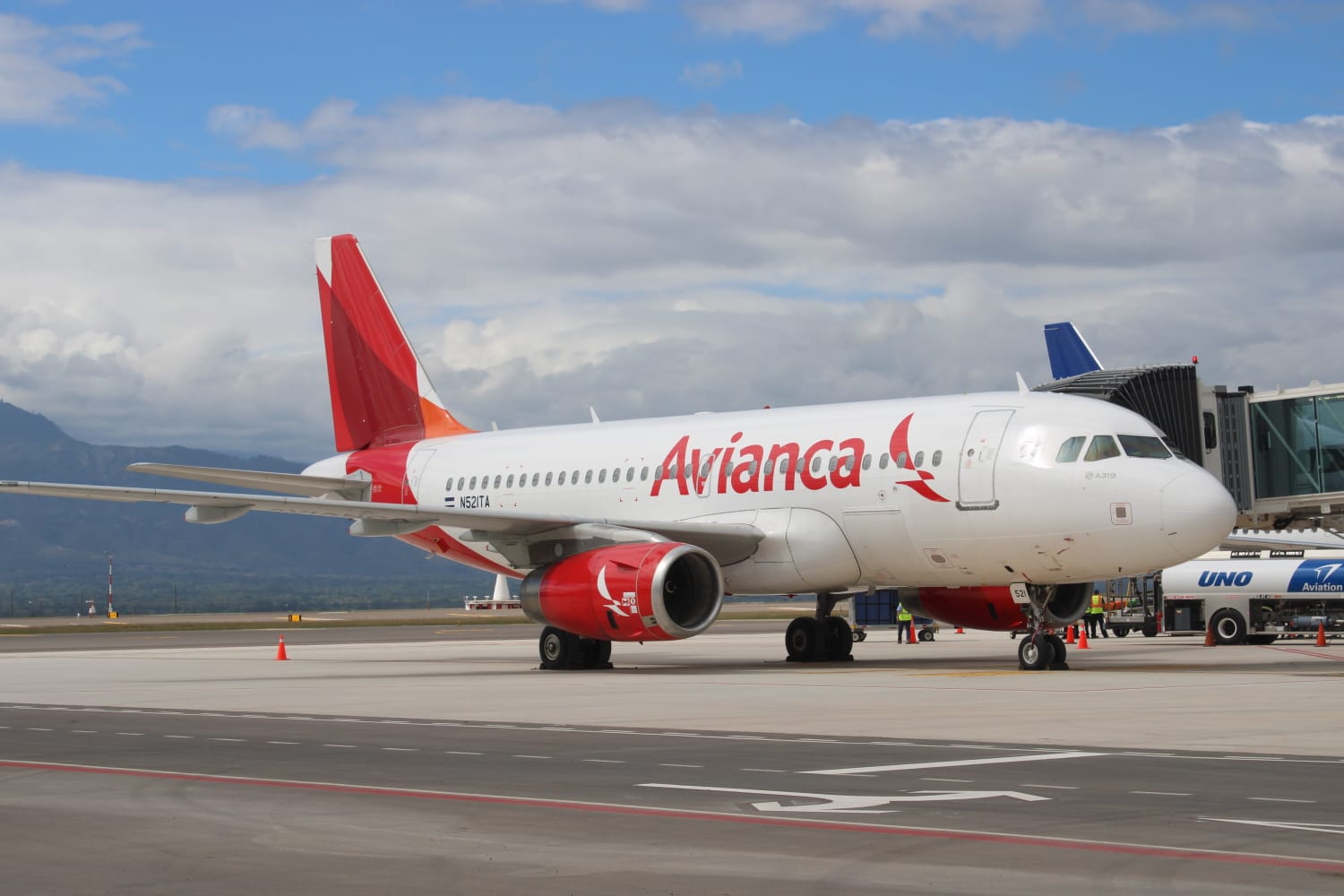 Avianca anuncia nueve operaciones más en Palmerola que aumentará  conectividad con Sudamérica y Europa | Dinero HN